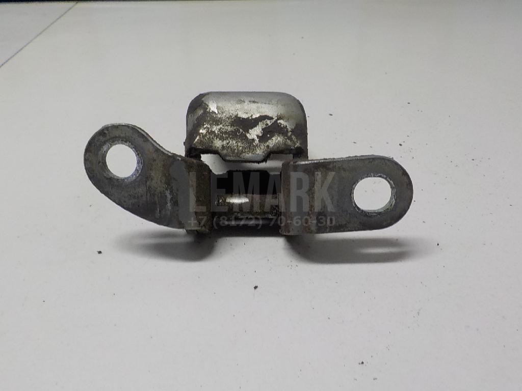 Петля двери задней правой нижняя 6877005020 Toyota