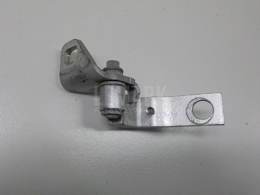 Петля двери задней правой нижняя 1781668 Ford