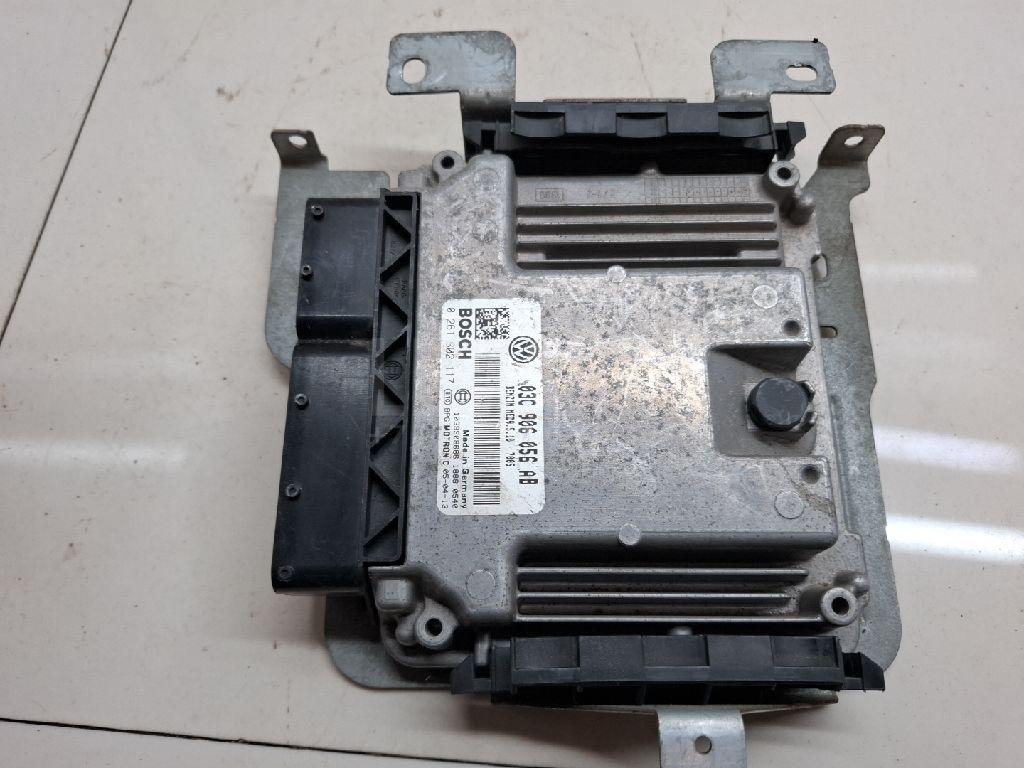 Блок управления двигателем 03C906056AB VAG