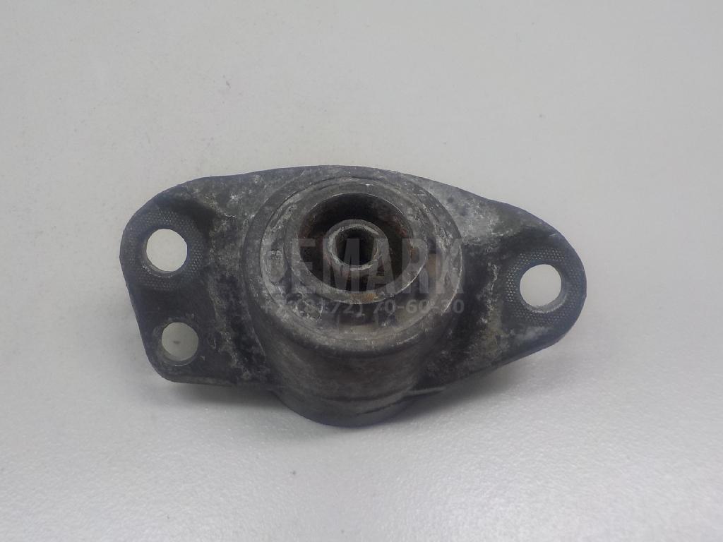 Опора заднего амортизатора 6R0513353 VAG
