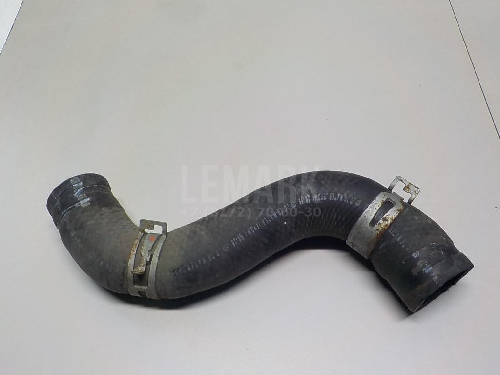 Патрубок радиатора 1605737050 Toyota
