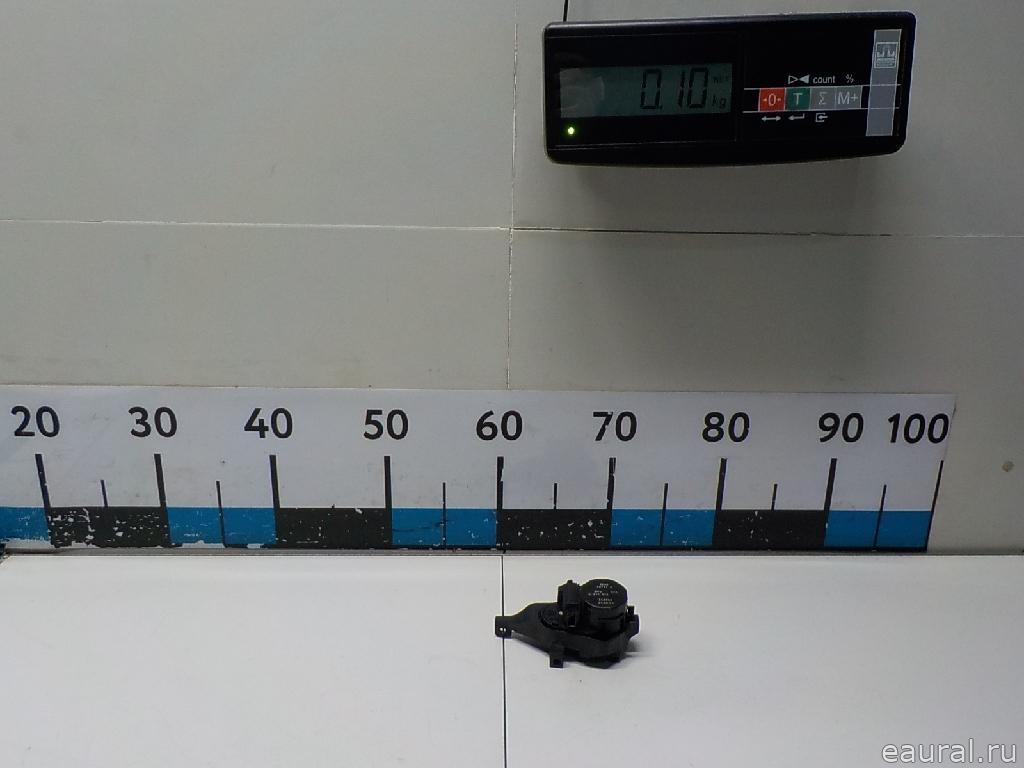 Моторчик заслонки отопителя