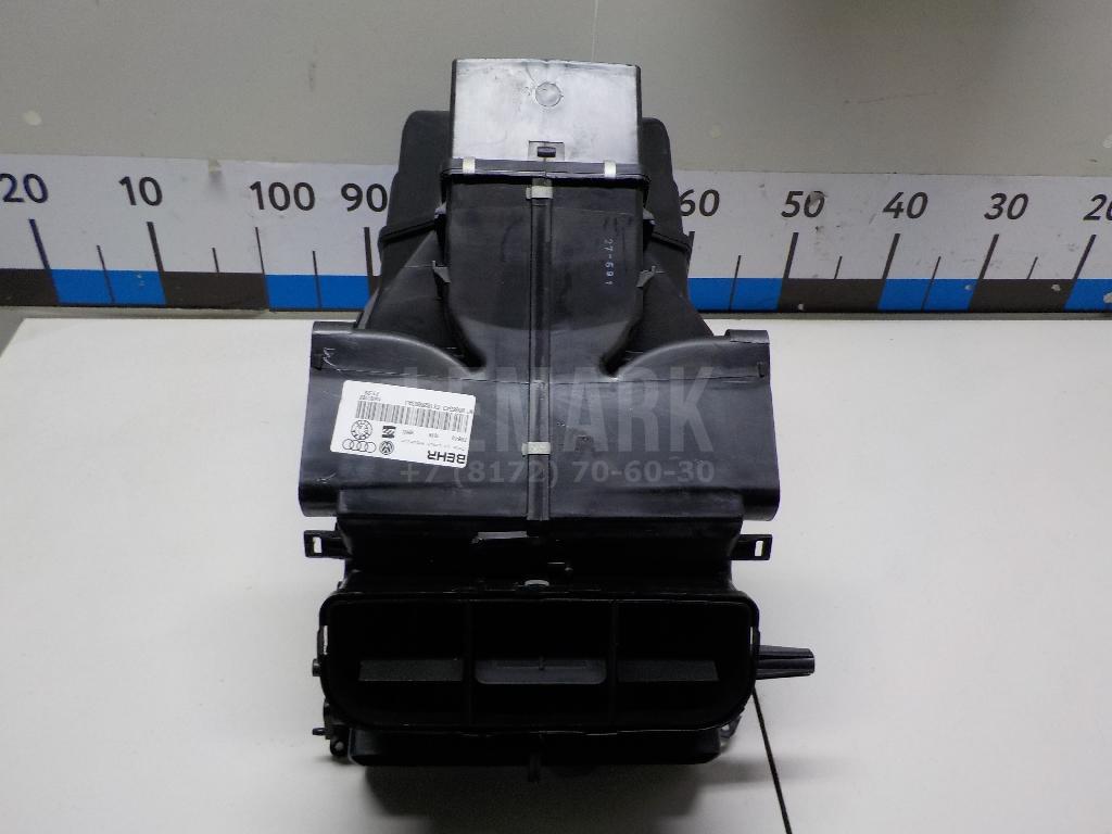 Корпус отопителя 6Q1820351A VAG