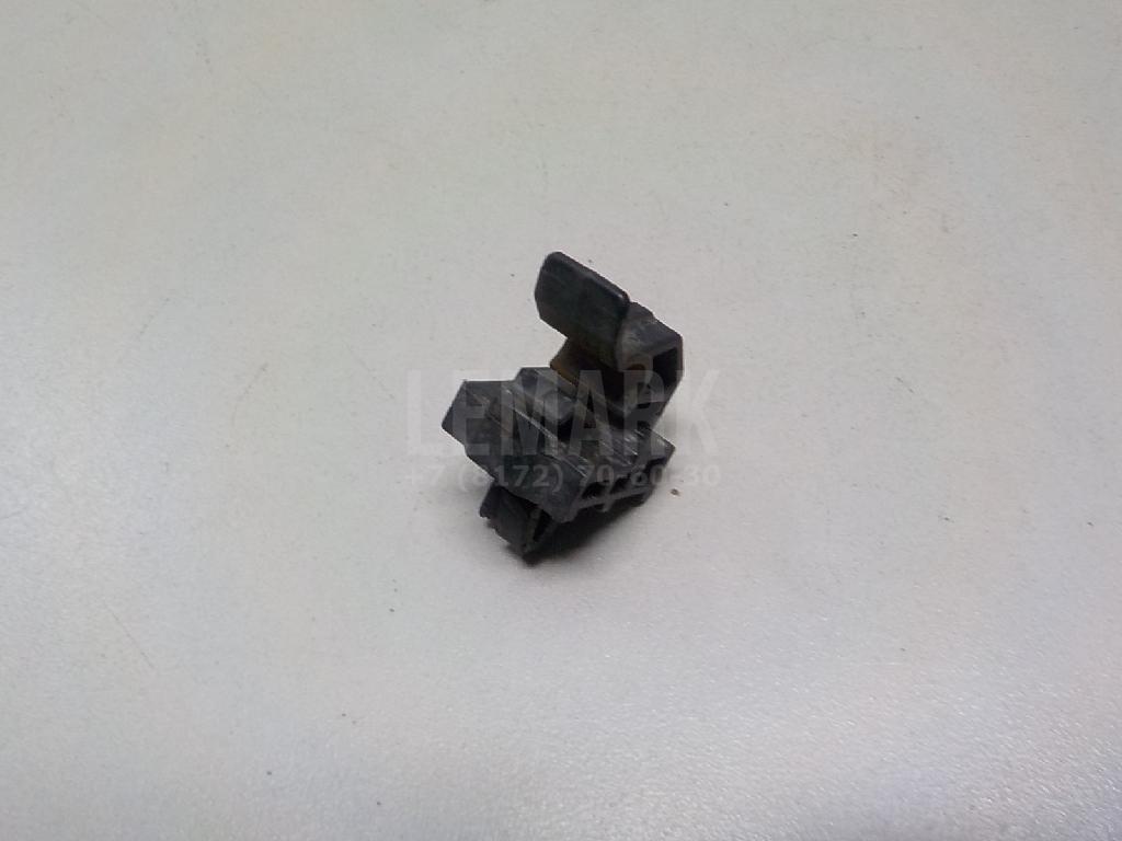 Крепеж крючка капота 811742L000 Hyundai-Kia