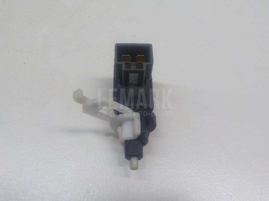 Датчик включения стопсигнала 938103S000 Hyundai-Kia