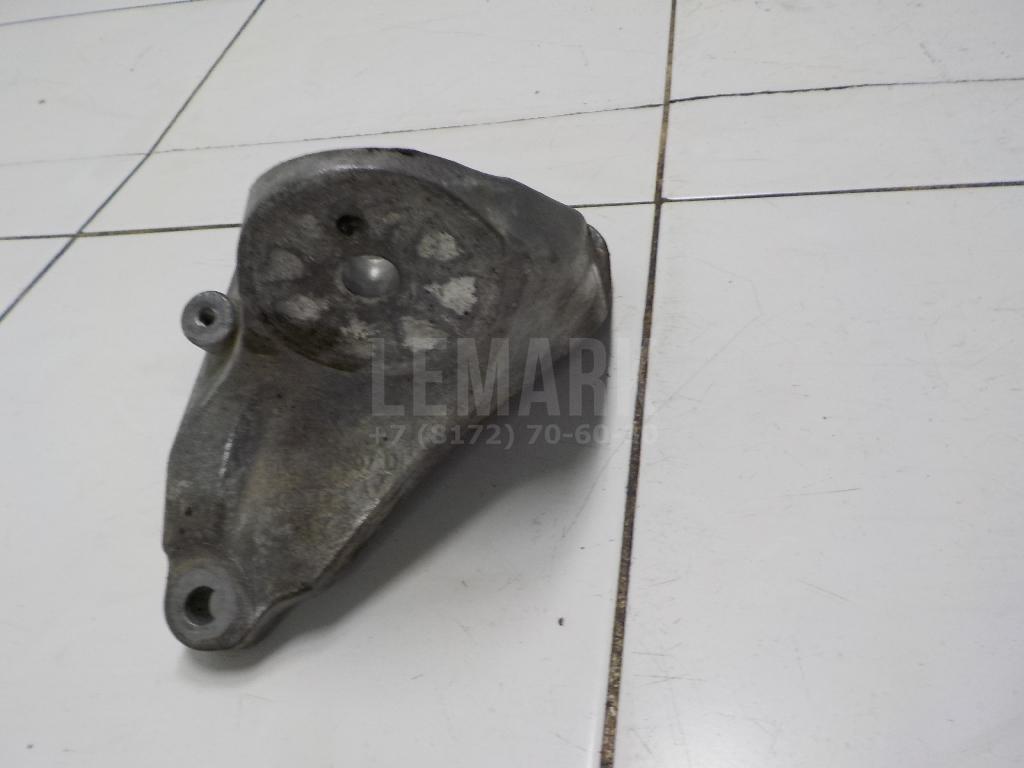 Кронштейн двигателя левый 7L8199307D VAG