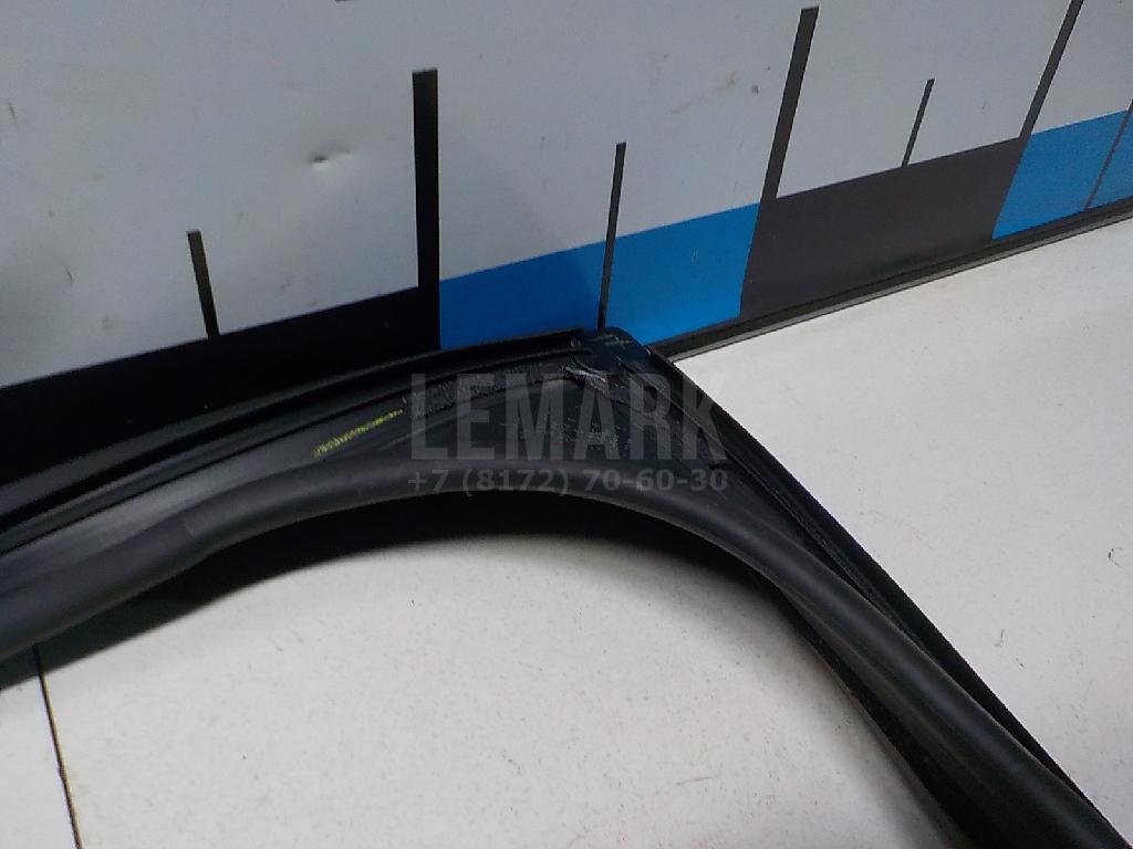 Уплотнитель стекла двери для  Citroen C4 II 2011-2022