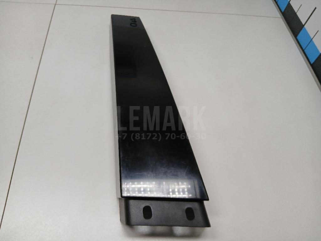 Накладка стойки 5JA853290C041 VAG