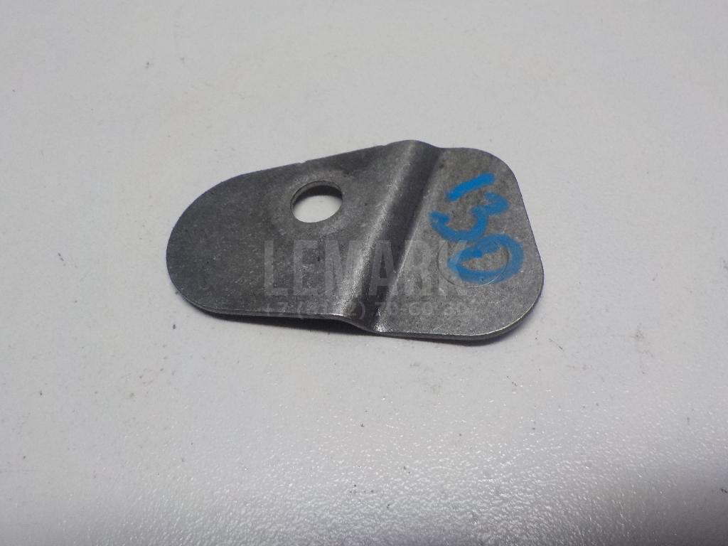 Фиксатор вала КПП 3555833010 Toyota