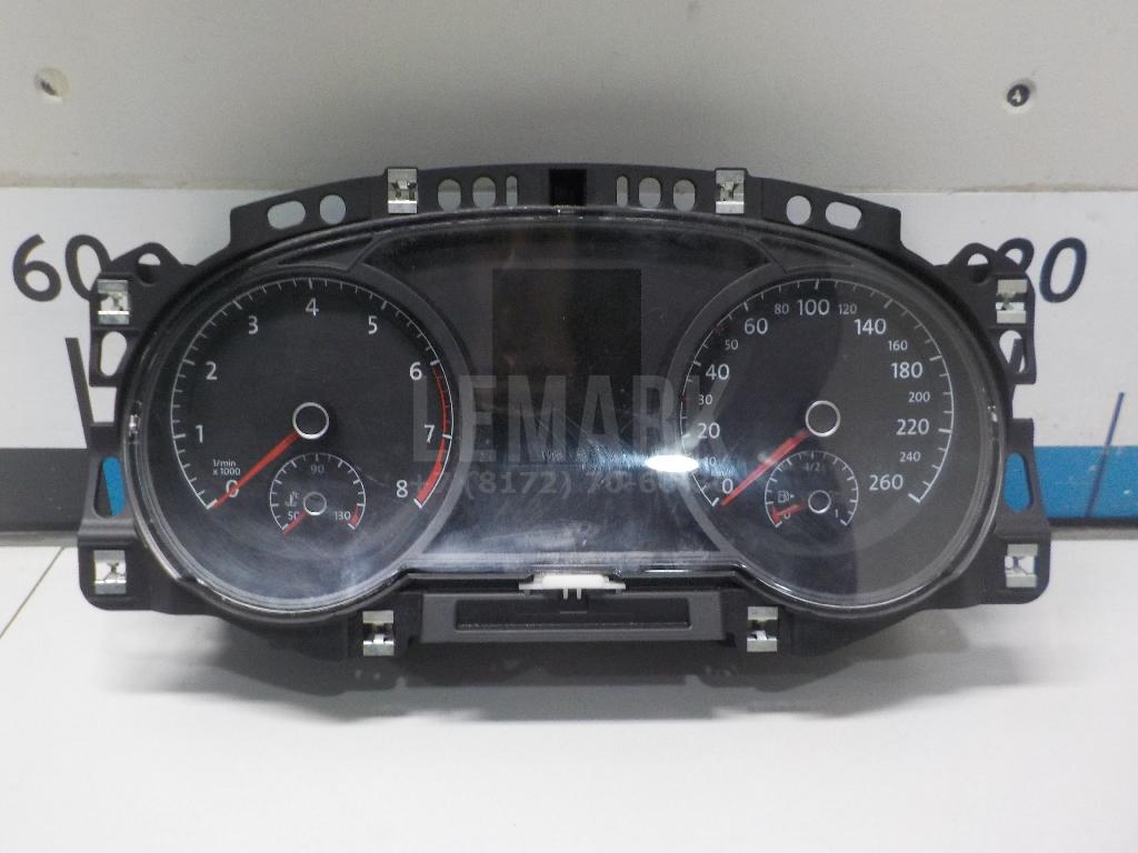 Панель приборов 5G0920861 VAG