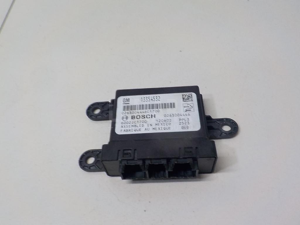 Блок управления парктроником 13354532 GM