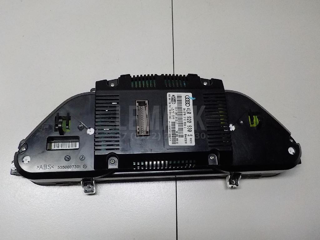 Панель приборов для  Audi V8 1988-1994