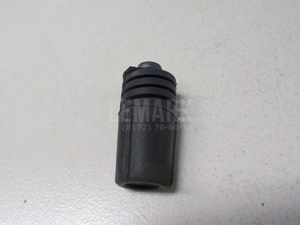 Отбойник капота для  Audi Allroad quattro 2012-2019