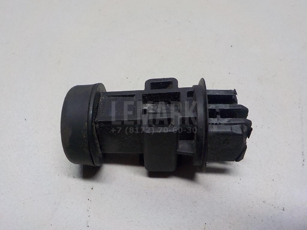 Отбойник капота 65822BR00A Nissan