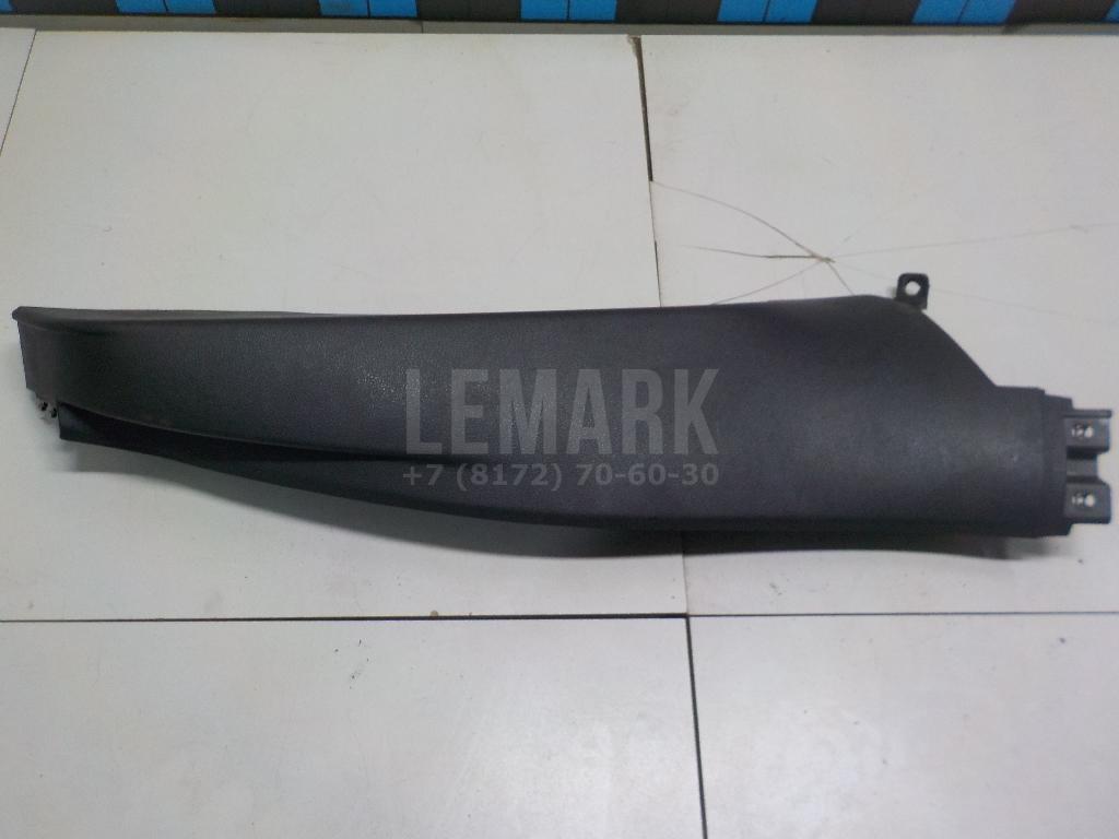 Обшивка стойки 5G6867766D82V VAG