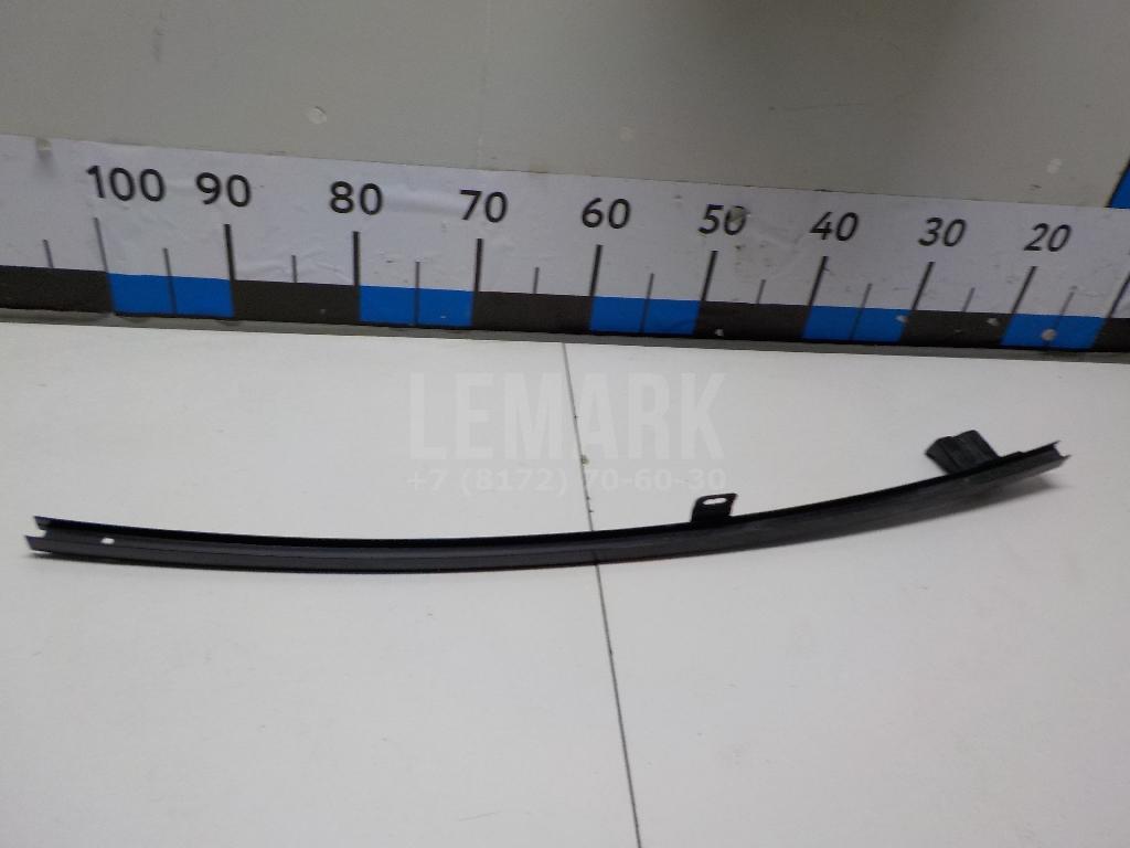 Направляющая стекла двери 5M083940703C VAG