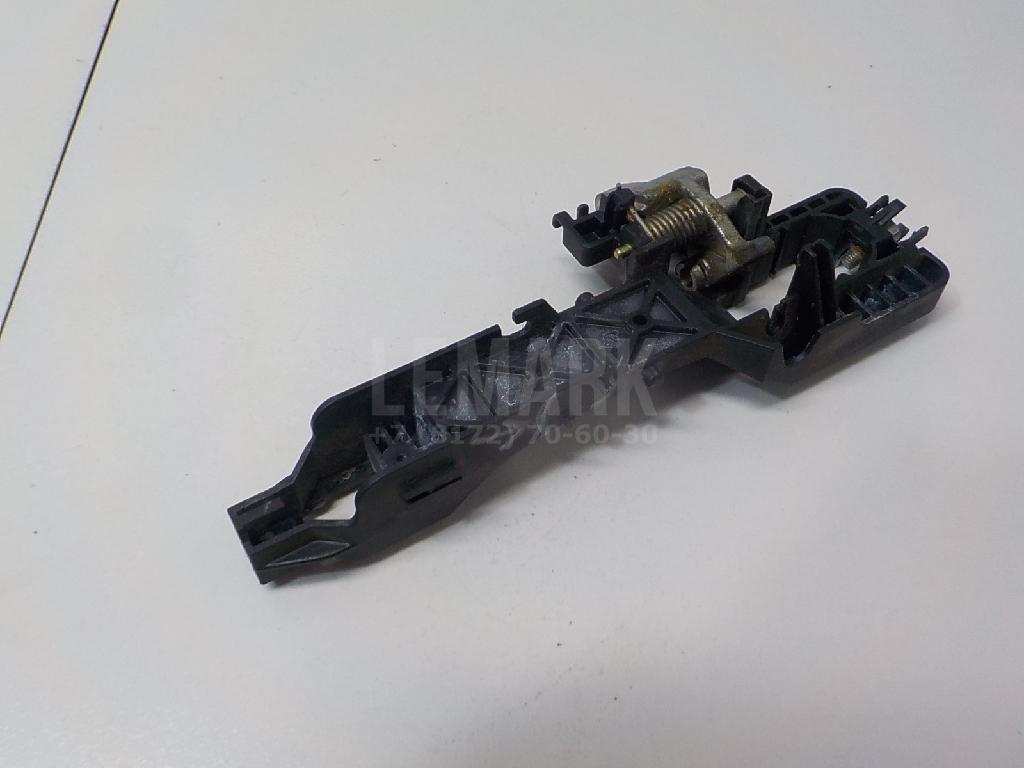 Кронштейн ручки 826553U000 Hyundai-Kia