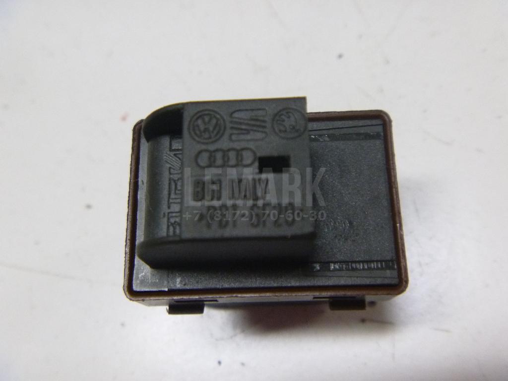 Кнопка открывания багажника для  BMW 5-serie E60/E61 2003-2009