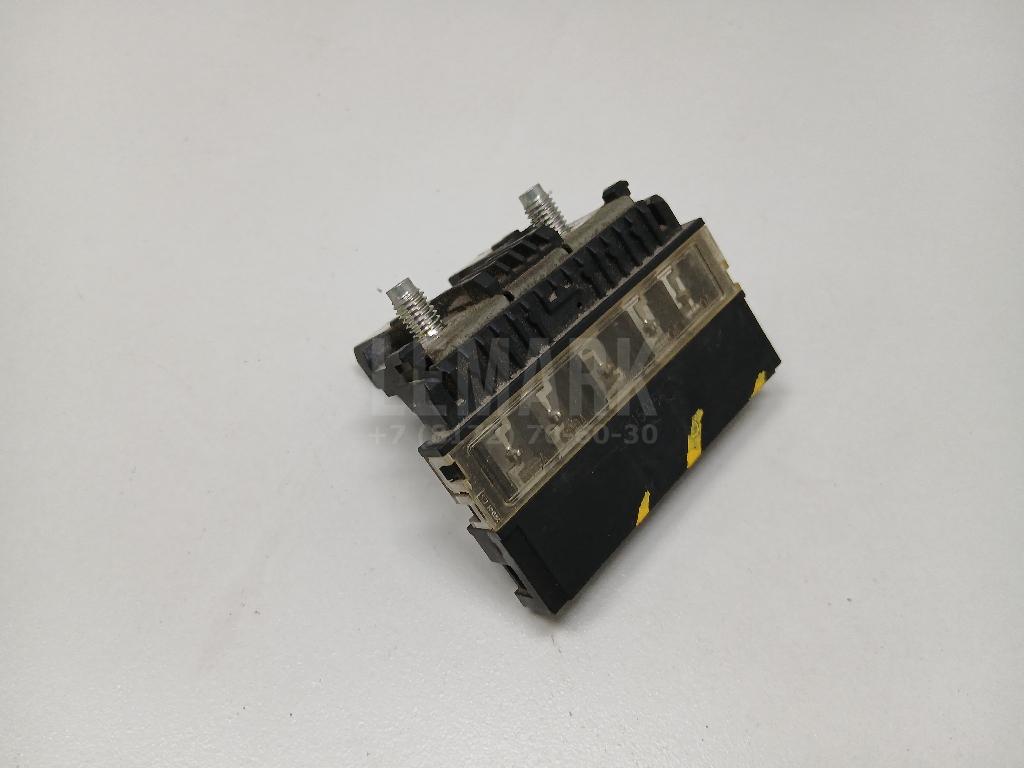 Блок предохранителей 24380BB50A Nissan