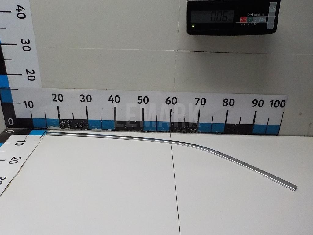 Накладка стекла заднего левого