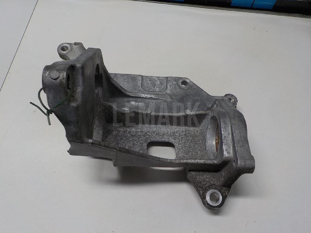 Кронштейн промежуточного вала 39780JE35B Nissan