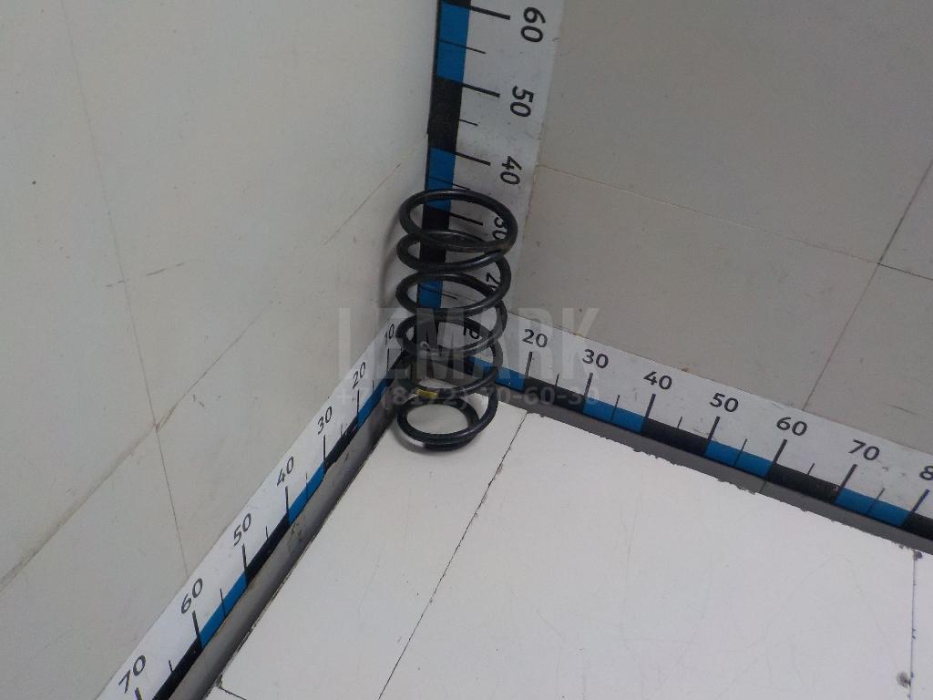 Пружина задняя 4823160G40 Toyota