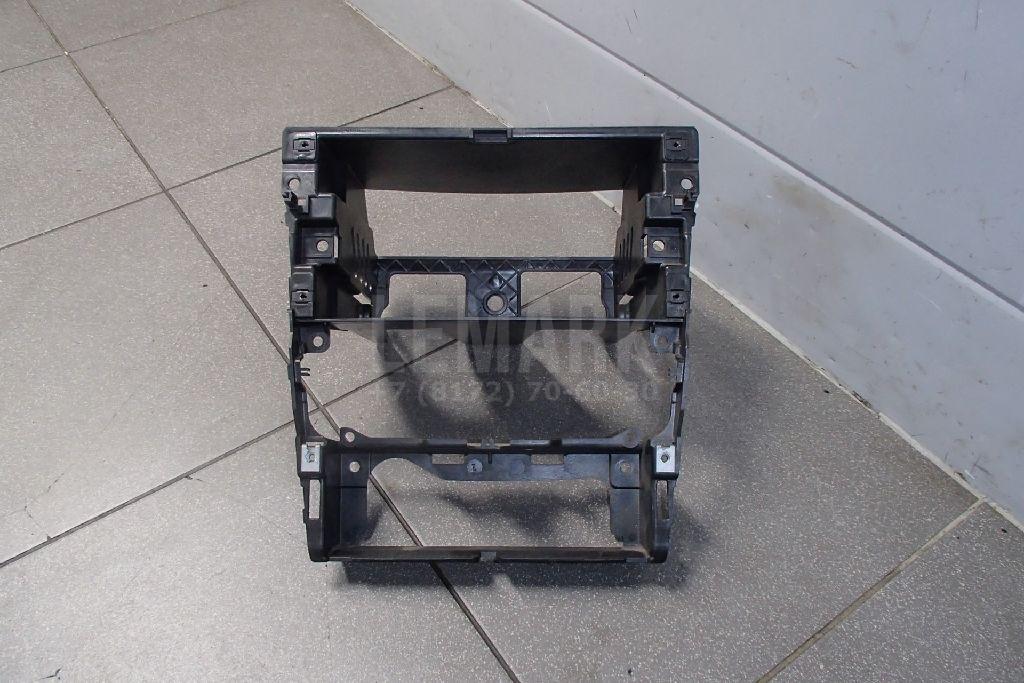 Рамка магнитолы 6M2118A998DD Ford