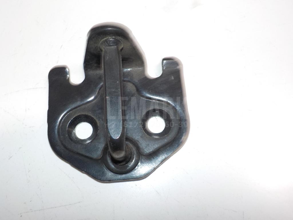 Ответная часть замка двери 1356179 Ford