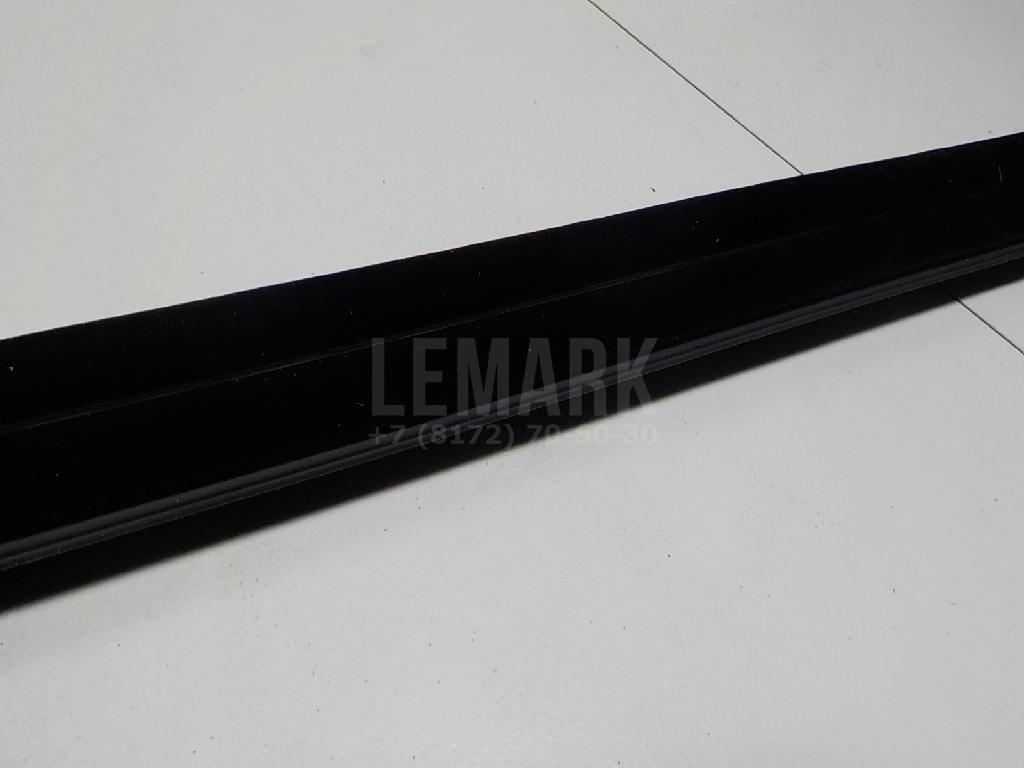Накладка стекла заднего правого для  BMW 7-serie E65/E66 2001-2008