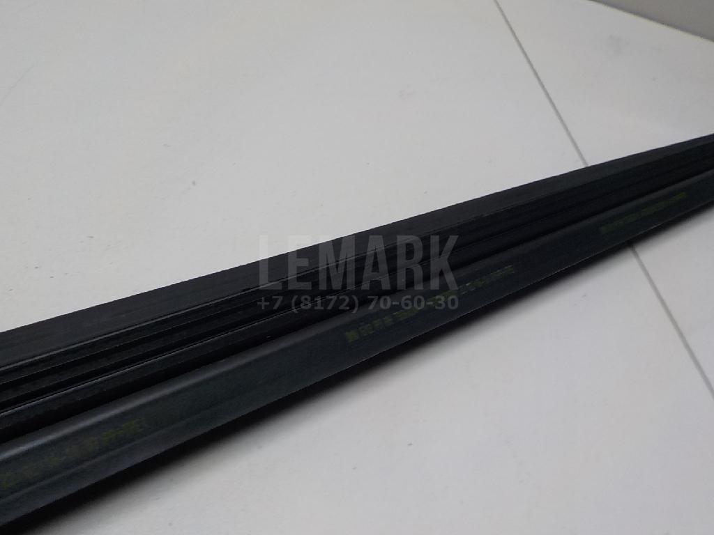 Накладка стекла заднего правого для  BMW 7-serie E65/E66 2001-2008