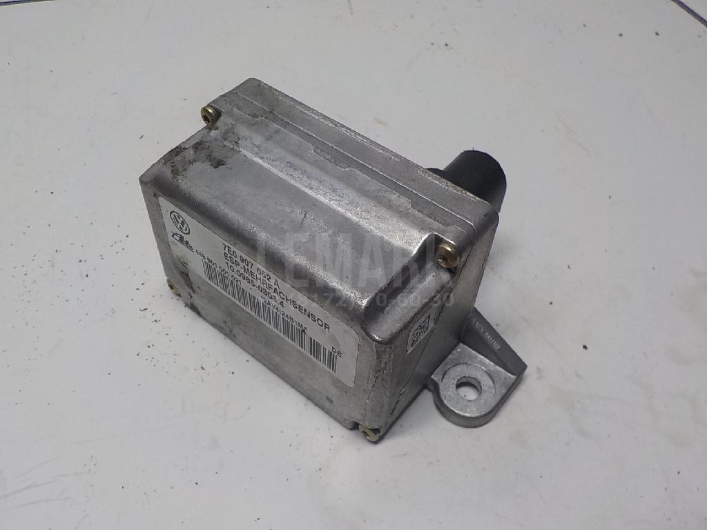 Датчик ускорения 7E0907652A VAG