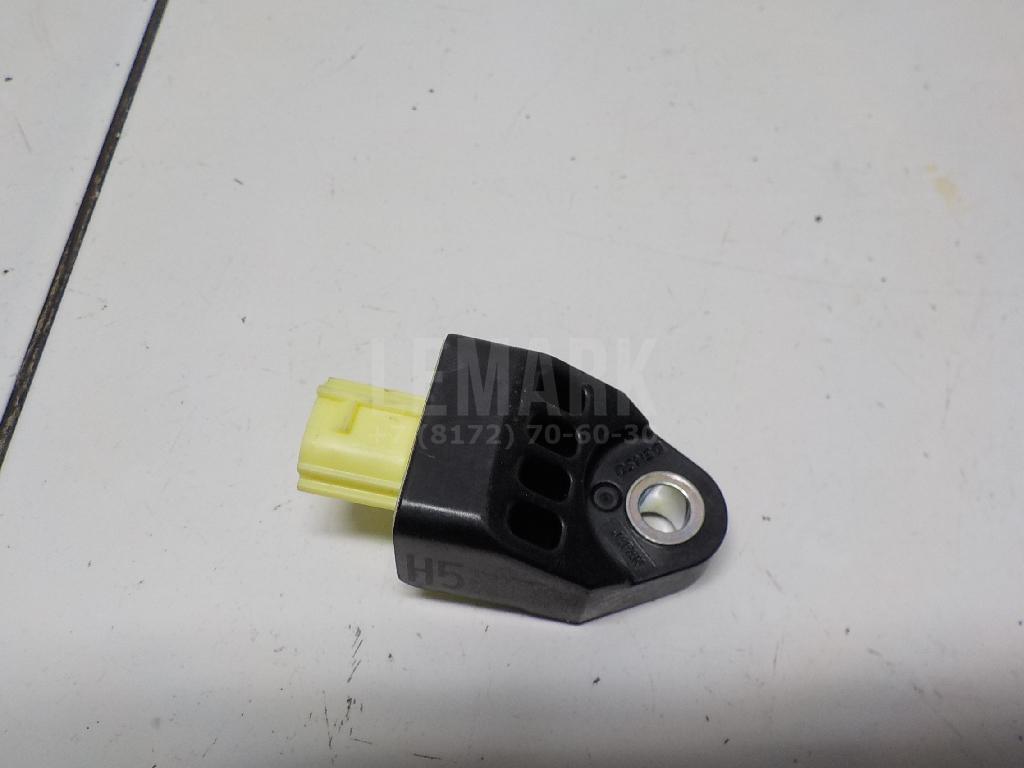 Датчик AIR BAG 8983133050 Toyota