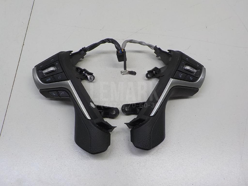 Блок кнопок 8425060410C0 Toyota