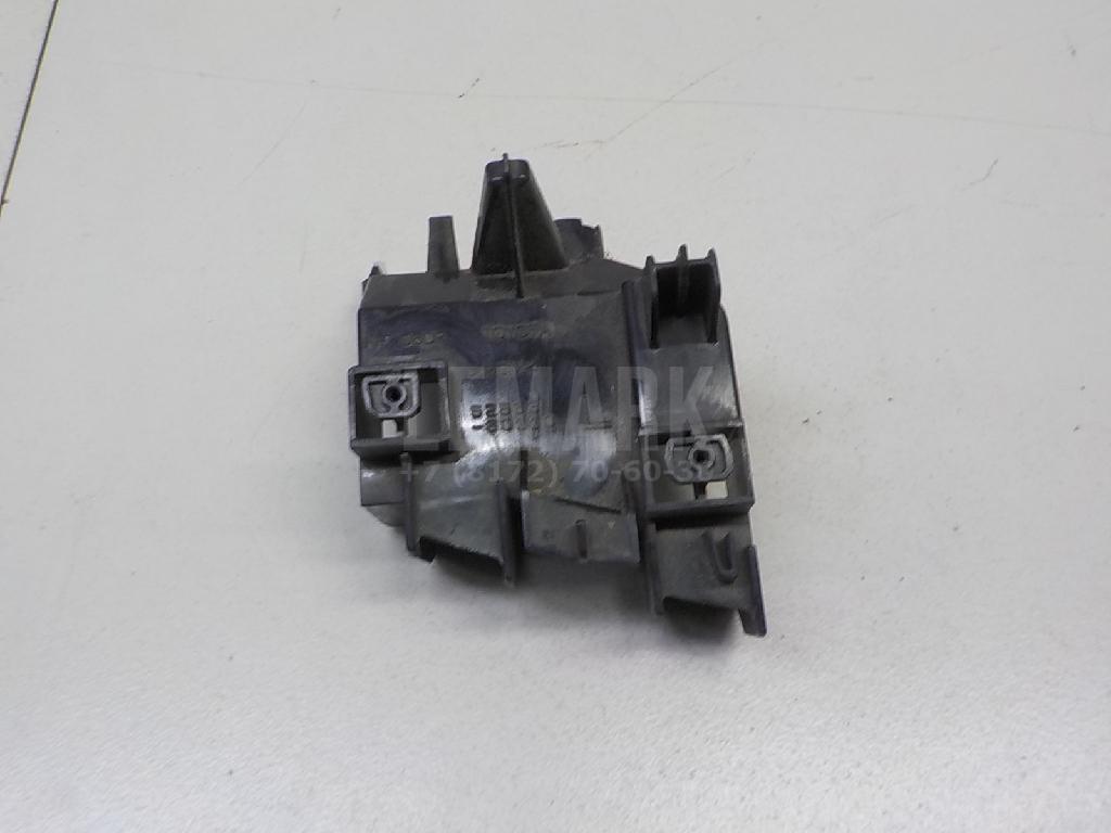 Кронштейн заднего бампера 5256360110 Toyota