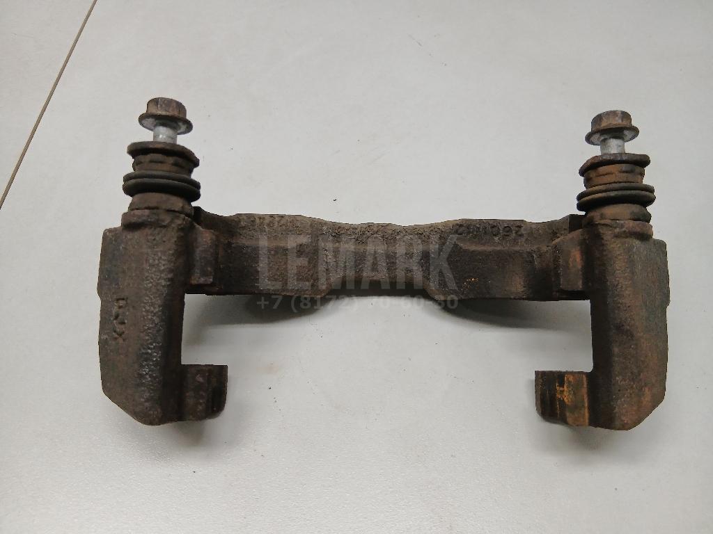 Скоба суппорта переднего левого 6RF615125A VAG