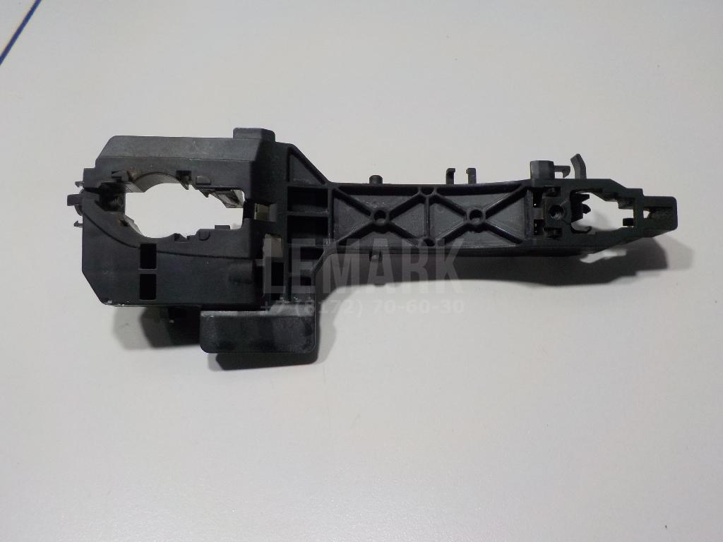 Кронштейн ручки 82665D7700 Hyundai-Kia