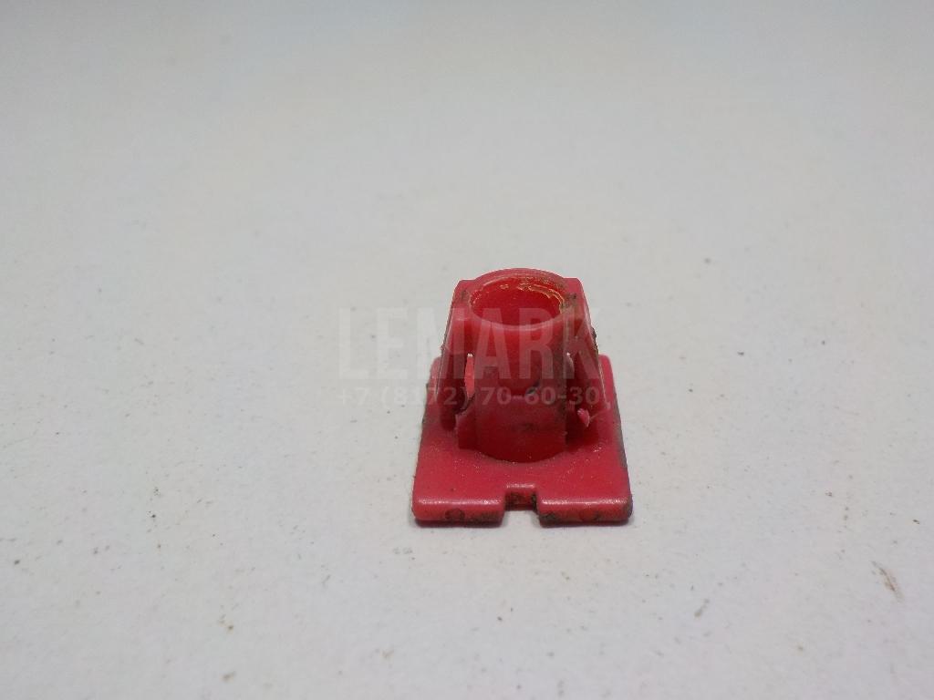 Крепеж (клоп) 877562J000 Hyundai-Kia