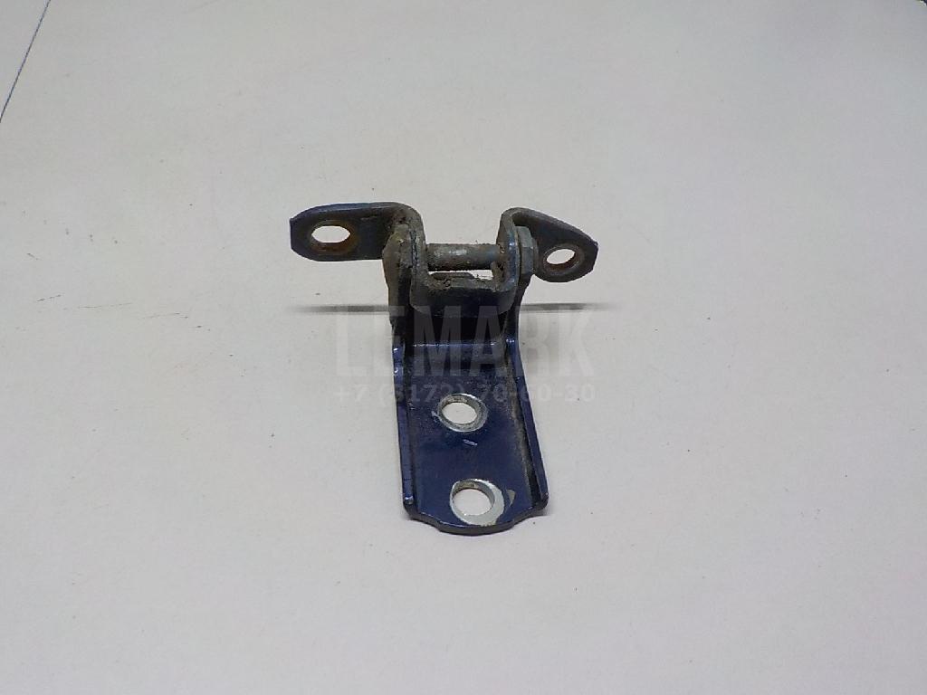 Петля двери задней левой нижняя 6878052030 Toyota