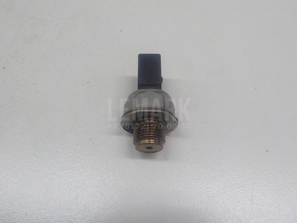 Датчик давления топлива 04L906054 VAG