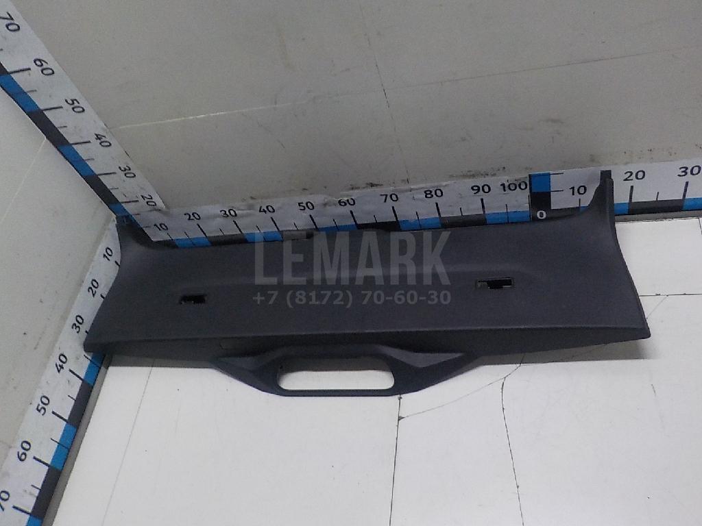 Обшивка двери багажника для  Brilliance M2 2006-2012