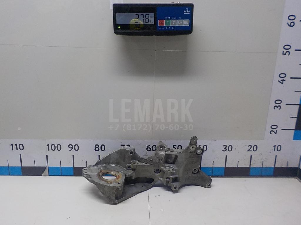 Кронштейн генератора 03L903143Q VAG