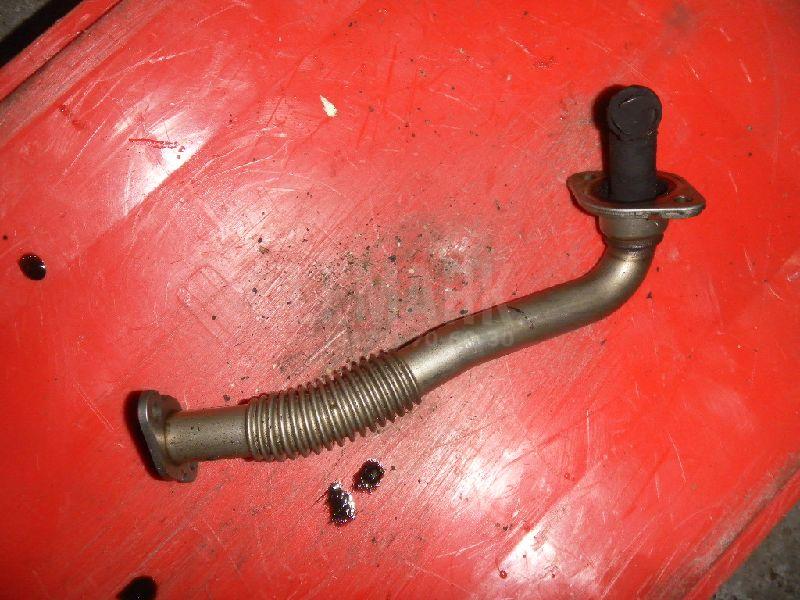 Трубка картерных газов 03C131521T VAG
