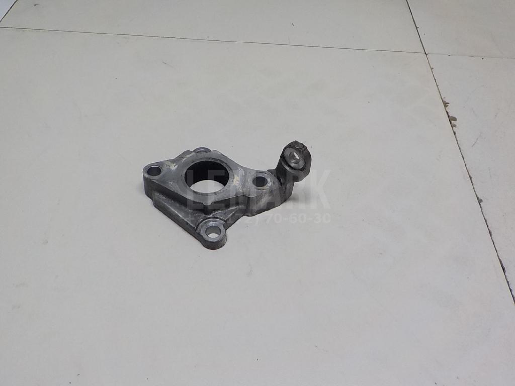 Фланец вент. картер. газов 256240E010 Toyota