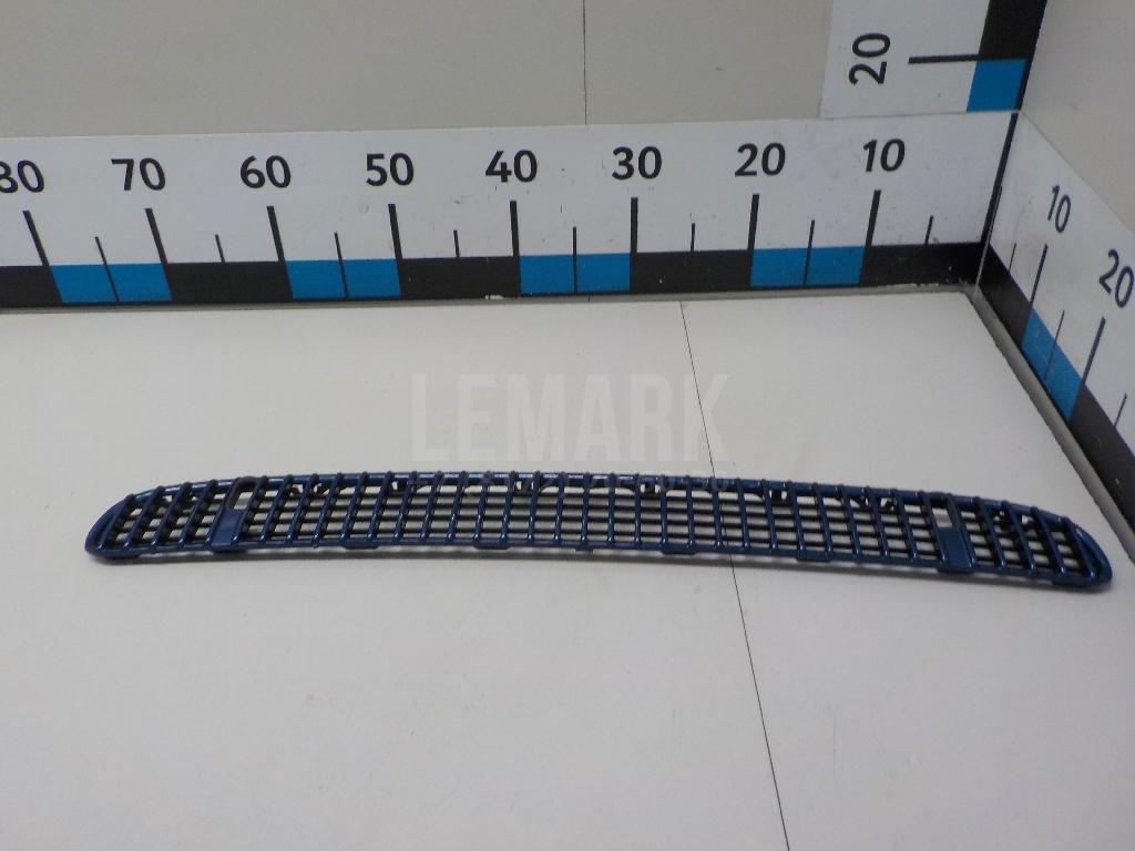 Решетка в капот для  BMW X1 F48 2014-2022