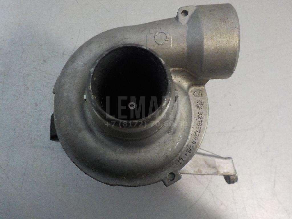 Насос водяной (помпа) 31368419 Volvo