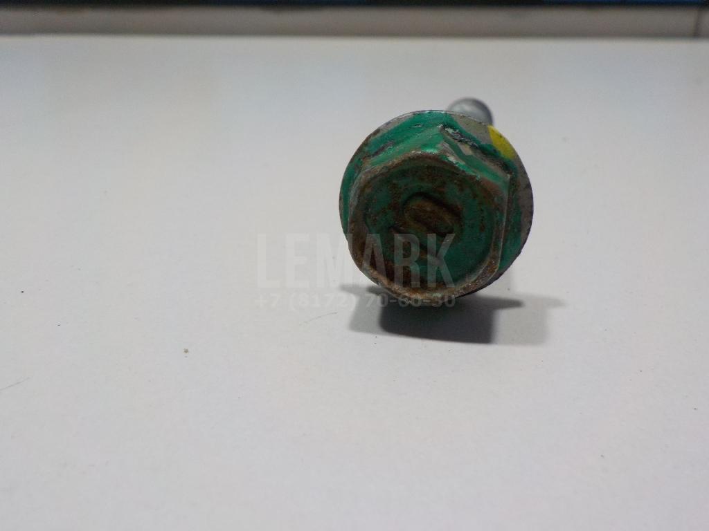 Болт переднего рычага 545612E100 Hyundai-Kia