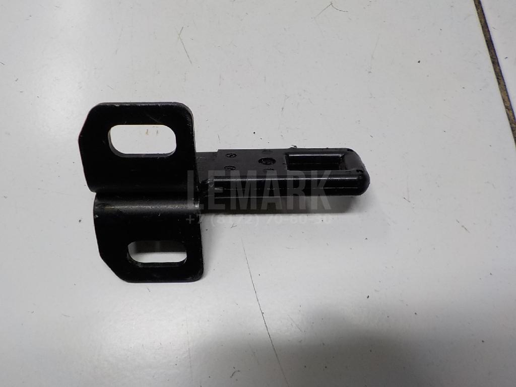 Ответная часть замка багажника для  BMW X3 E83 2004-2010