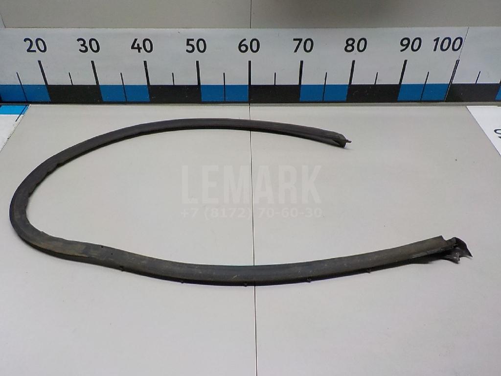 Уплотнитель двери 5G6839699D VAG