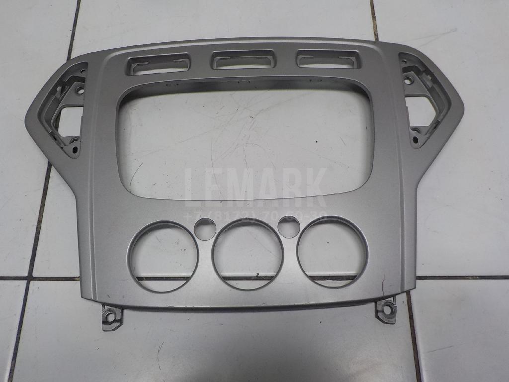 Рамка магнитолы 1459996 Ford