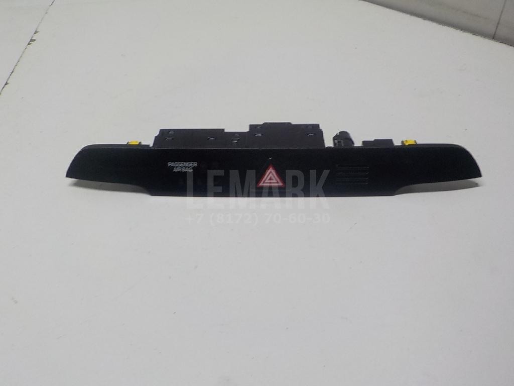 Кнопка аварийной сигнализации 93700D7100GU Hyundai-Kia